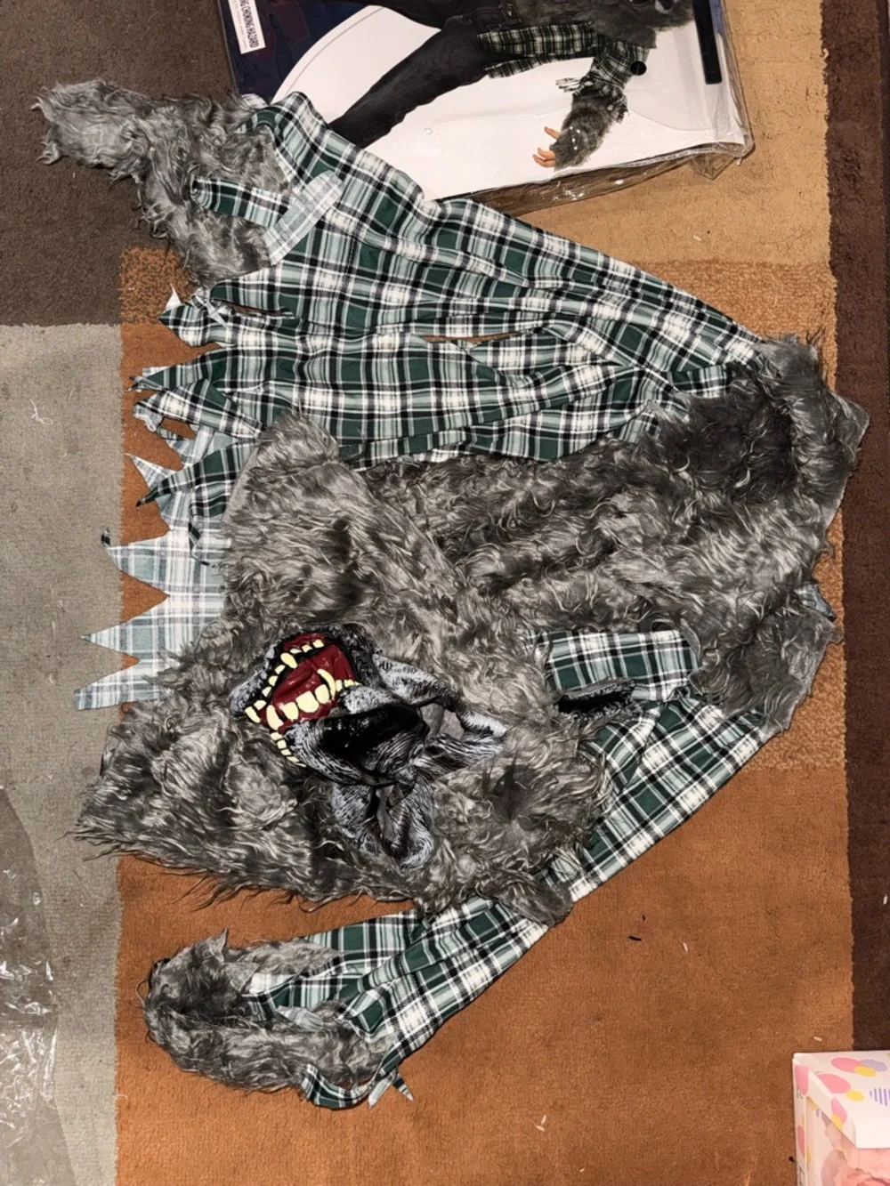 Spirit Howling at the Moon Kids Werewolf Costume - Green Plaid Shirt - Picture 2 of 2
